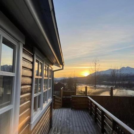 Cozy 2 Bedroom Cottage With Hot Tub Akureyri Extérieur photo