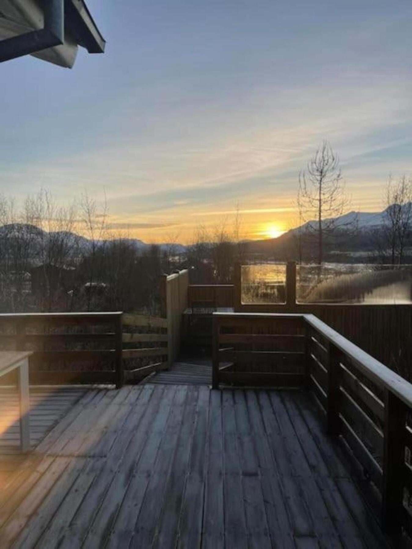 Cozy 2 Bedroom Cottage With Hot Tub Akureyri Extérieur photo
